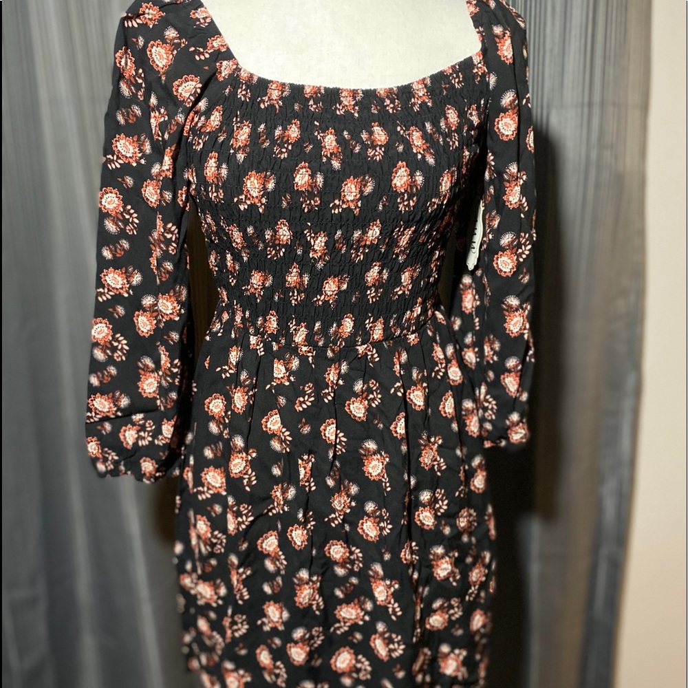 blouse with flowers, new with tag